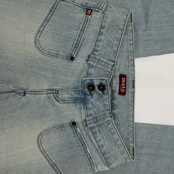 Moto - ultra low rise y2k light wash jeans  - size 26 - Picture 3 of 13